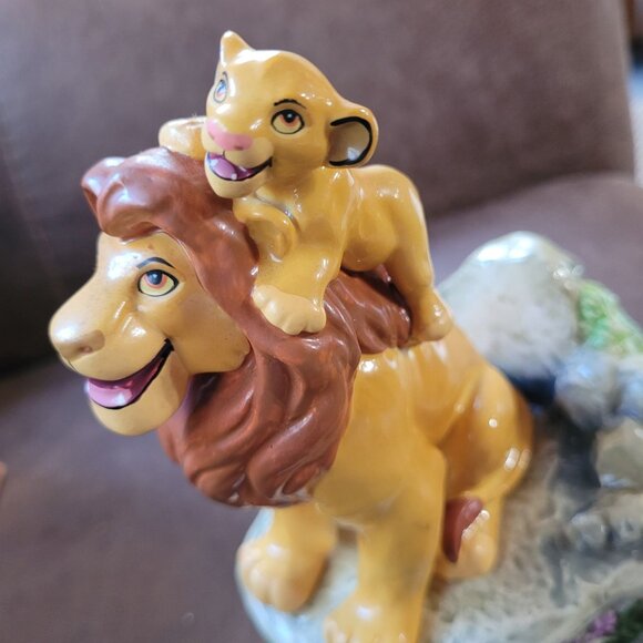 Mufasa With Simba Music Box The Lion King Circle of Life 1994 Disney Schmid - Picture 5 of 6